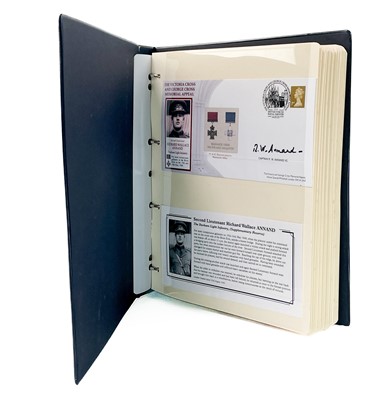 Lot 205 - WWII & later Victoria Cross & George Cross signed cover set (x33)