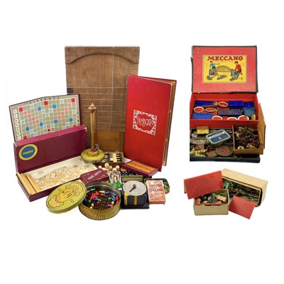 Lot 781 - Late 19th to mid 20th century games including a meccano set, a quantity