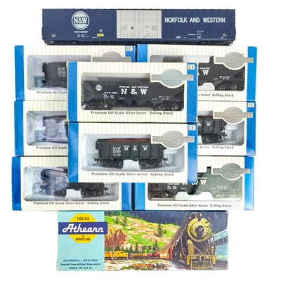 Lot 515 - American Railroads OO/HO scale - Norfolk & Western (x 10 items)