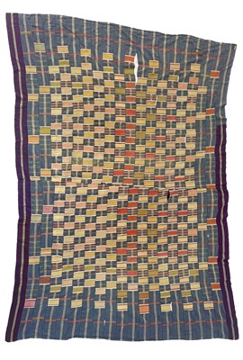 Lot 64 - A Ewe Mans cotton cloth, Ghana / Togo, mid 20th century.