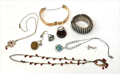 Lot 2527 - Costume jewellery, including a 9ct gold metal...