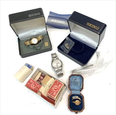 Lot 2667 - A Seiko 5 stainless steel wrist watch and a...
