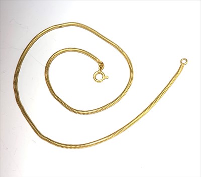 Lot 2673 - An 18ct gold snake necklace. 14gm.