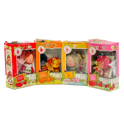 Lot 778 - Strawberry Shortcake & Friends boxed Kenner Dolls (x4)