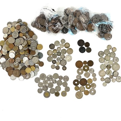 Lot 97 - British & Foreign coinage including silver and early Irish 1/2d all from 1723 to recent