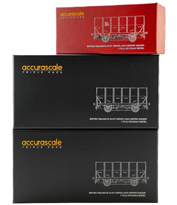 Lot 594 - Accurascale "00" BR 24.5 Ton HUO Hopper Wagon Triple Packs (x2) plus a single i.e. 7 wagons