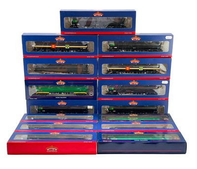 Lot 599 - Bachmann "00" 100 Ton Tea Tank Wagons (x14 wagons in total)