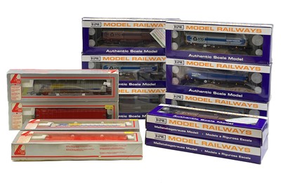 Lot 610 - Dapol (Trainlines of Derby) / LIMA "00" "Tiphook" Telescopic Steel VTG wagons (x12)