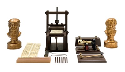 Lot 872B - Triang Inventors series Gutenberg and Morse