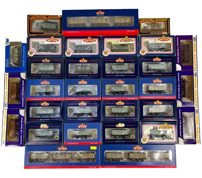Lot 619C - Bachmann / Dapol 16T grey mineral wagons (x40 wagons)