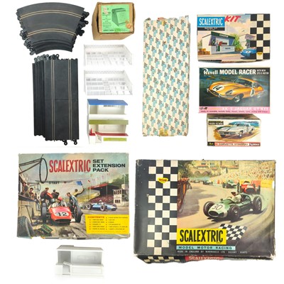 Lot 872F - Scalextric sets / accessories etc.