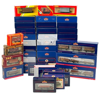 Lot 619E - Bachmann / Hornby wooden "00" ventilated vans - various types (x53 wagons)