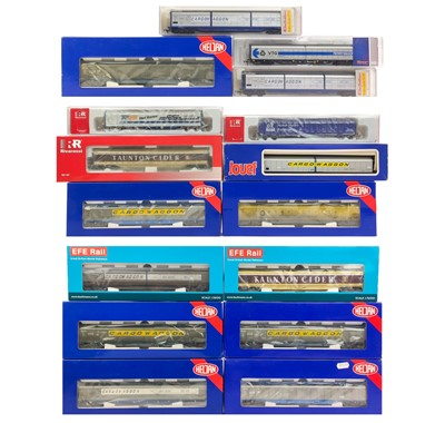 Lot 619F - Cargowaggons "00" by Heljan, EFE Rail, Jouef, Rivarossi, Roco Electrotren (x16)