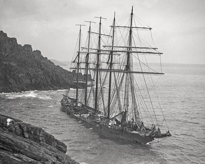 Lot 294 - The Frank Strike Collection of Cornish Shipwreck Lantern Slides