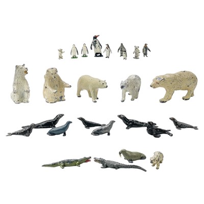 Lot 876B - Lead zoo animals - polar bears, penguins, crocodiles, seals and sea lions