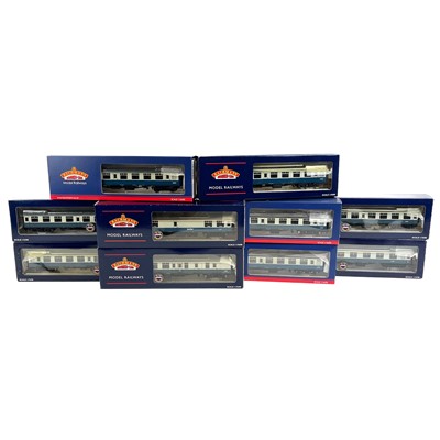 Lot 623A - Bachmann boxed "00" BR MK1 blue & grey livery coaches (x10)