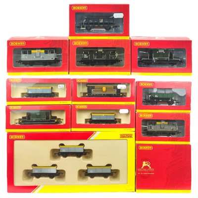 Lot 620Q - Hornby "00" departmental ZKV, Trout, Ballast Van, Shark and Brake Vans (x16 wagons)