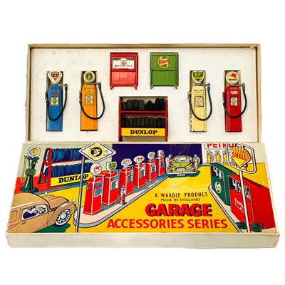 Lot 882U - Wardie (B.J. Ward) Garage Accessories series set