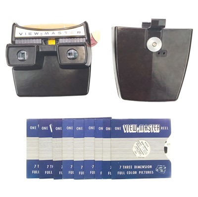 Lot 963 - Viewmaster and light attachment with reels