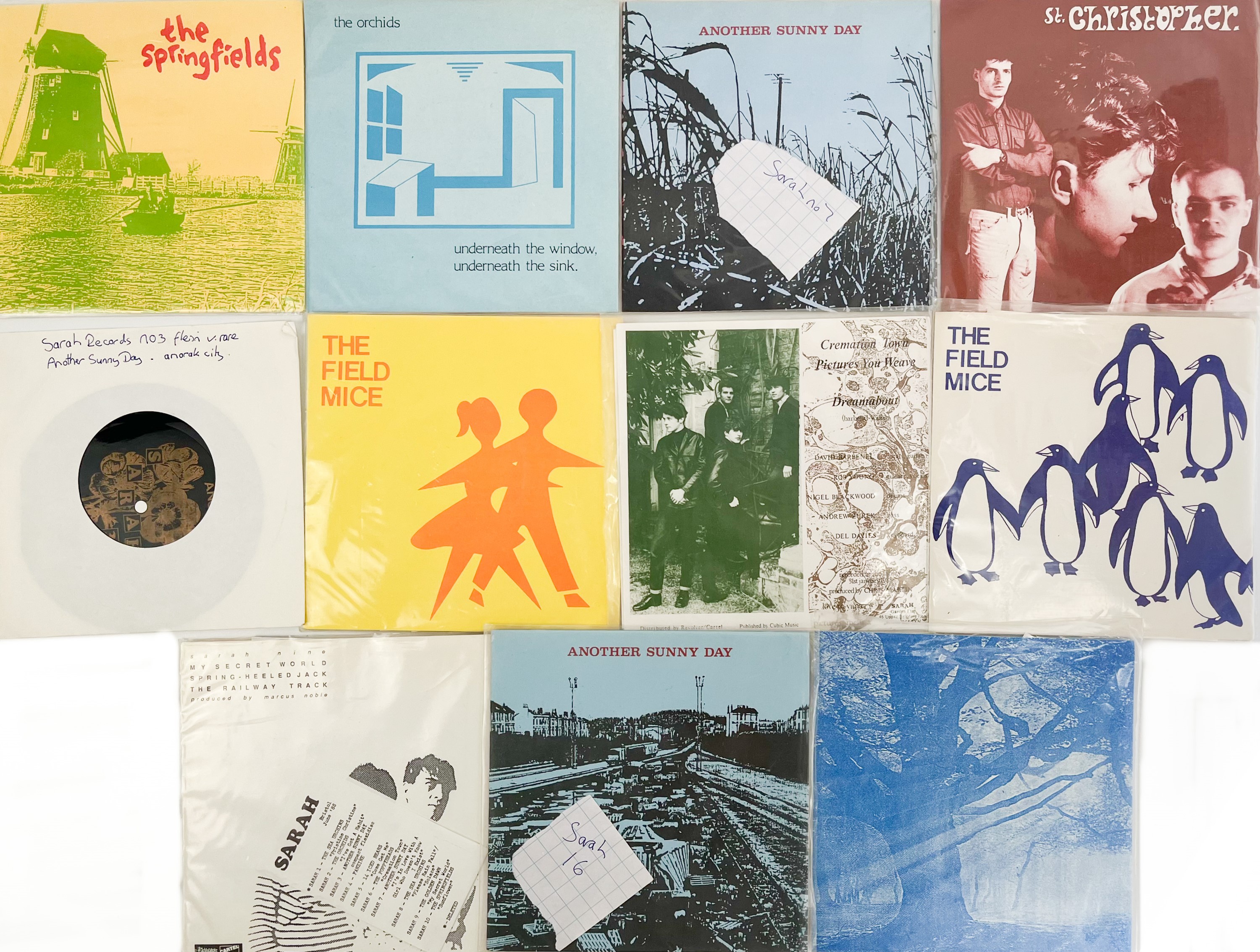 Lot 365 - A rare selection of 'Sarah Records' 7