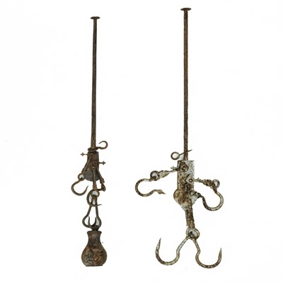 Lot 43 - A set of stilyard scales.