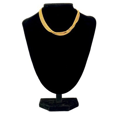 Lot 58 - A 9ct rope twist longuard chain with dog clip clasp.