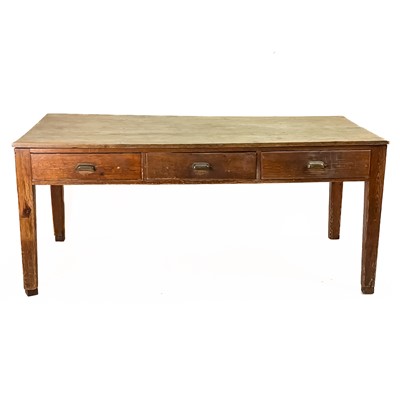 Lot 36 - A pine kitchen table.
