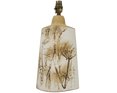 Lot 86 - A Tremaen pottery table lamp