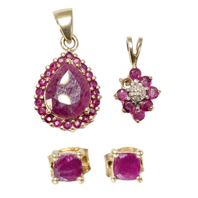 Lot 214 - A selection of 9ct ruby set jewellery.