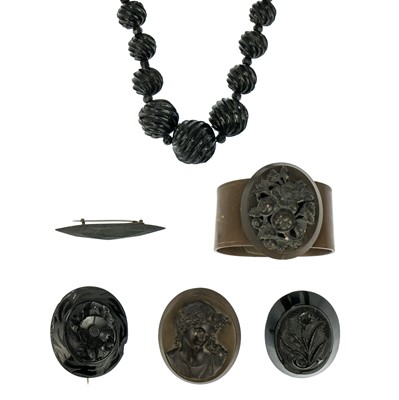 Lot 313 - A collection of Victorian Jet and Vulcanite jewellery.