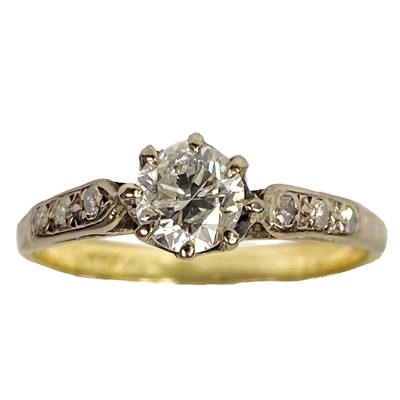 Lot 73 - An 18ct, 0.45ct diamond solitaire ring.