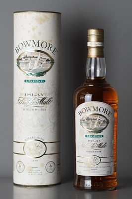 Lot 44 - Bowmore Legend Islay Single Malt.