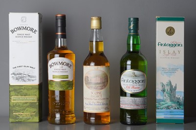 Lot 56 - Bowmore Islay Small Batch Reserve Bourbon Case Matured Single Malt