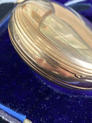 Lot 2517 - A fine and large George III 18ct Gold Keywind...