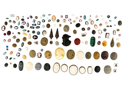 Lot 332 - A collection of hardstone glyptics and gems.