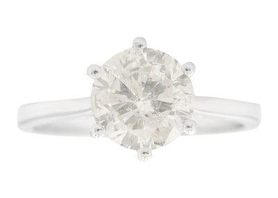 Lot 59 - An impressive 1.97ct diamond set solitaire ring set in platinum.