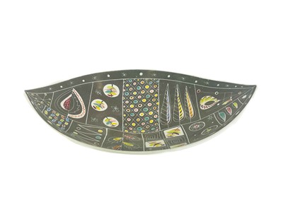 Lot 18 - A 1950s Glyn Colledge Cheviot Ware bowl of elliptical form.