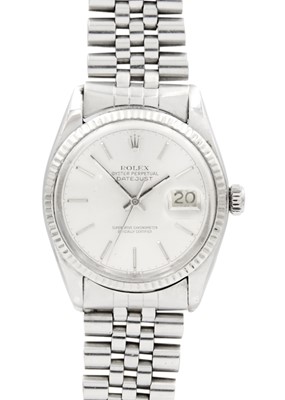 Lot 100 - ROLEX - An Oyster Perpetual Datejust gentleman's stainless steel bracelet wristwatch.