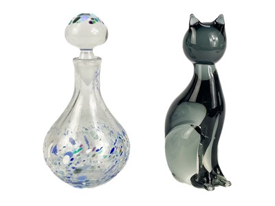 Lot 22 - A collection of decorative glassware to include a Tiffany & Co paperweight.