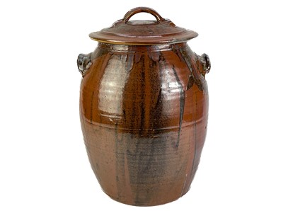 Lot 502 - Frank Smith (XX) A large studio pottery jar and cover.
