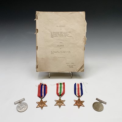 Lot 200 - Medals: WW2 medal groups comprising 5 medals:...
