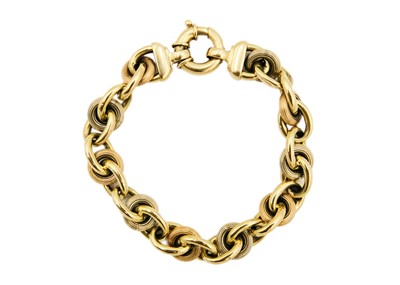 Lot 195 - A 14ct fancy link bracelet.