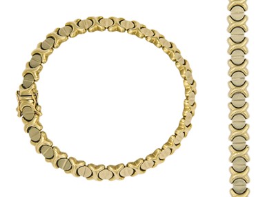 Lot 15 - A 14ct Italian screw head and x-link bracelet.