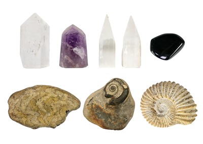 Lot 29 - A polished quartz obelisk.