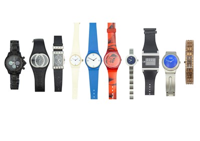 Lot 1186 - A selection of quartz wristwatches.