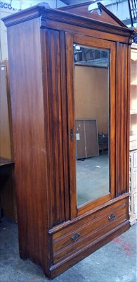 Lot 3086 - An Edwardian mahogany wardrobe, with single...