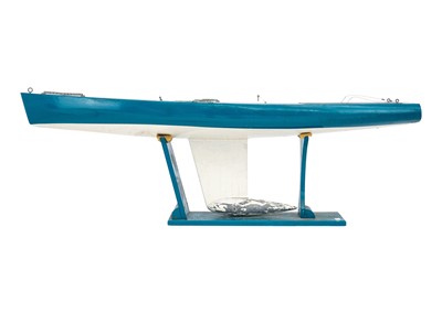Lot 79 - A 4ft 2" pond yacht.