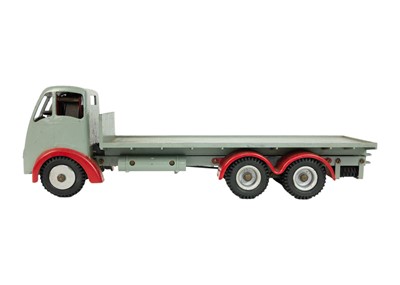 Lot 262 - Shackleton Toy Mechanical Foden F.G. Flatbed Vehicle