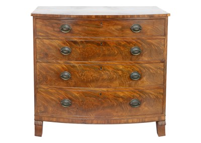 Lot 1674 - A Regency bow fronted mahogany chest of drawers