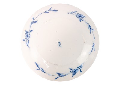 Lot 1005 - An 18th century Dutch Delft dish by Jan Teunis Dextra.